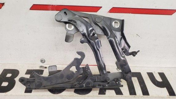 Петля капота правая Audi Q5 2 2016–н.в.