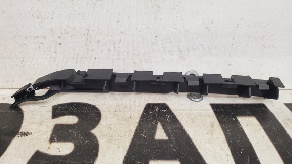 Кронштейн заднего бампера левый Peugeot 307 2001-2008