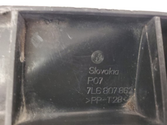 Крепление заднего бампера правое Volkswagen Touareg 2002-2010