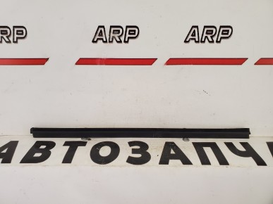 Бархотка переднего левого стекла Lada Priora 2170