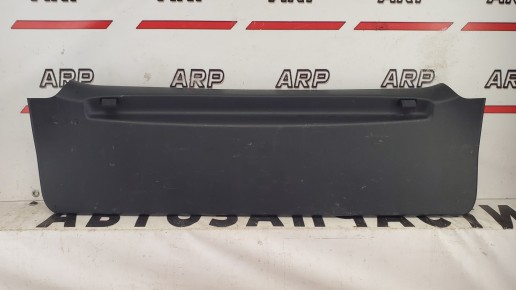 Обшивка крышки багажника Nissan Note 1 E11 2005-2013
