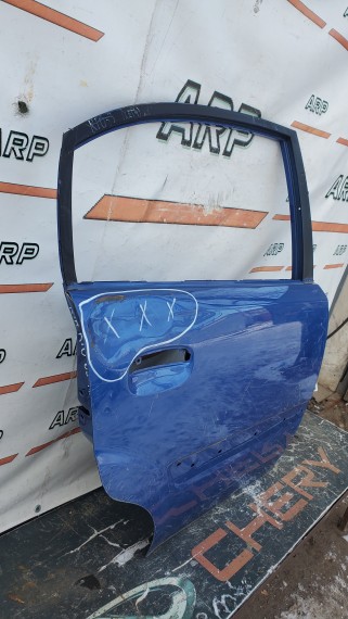 Дверь задняя правая Kia Rio 2 HB 2005-2011