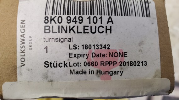 Поворотник зеркала левый Audi A6 C6 2004–2010