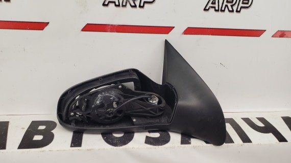 Зеркало правое правое Opel Astra H 2004-2015 HB