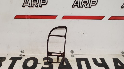 Панель декоративная на торпедо Mitsubishi Galant 8 1996-1999