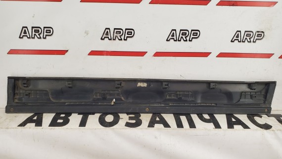 Накладка двери передней левой Honda CR-V 3 (RE) 2007-2012