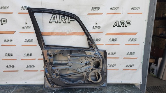 Дверь передняя левая Suzuki SX4 2006-2013