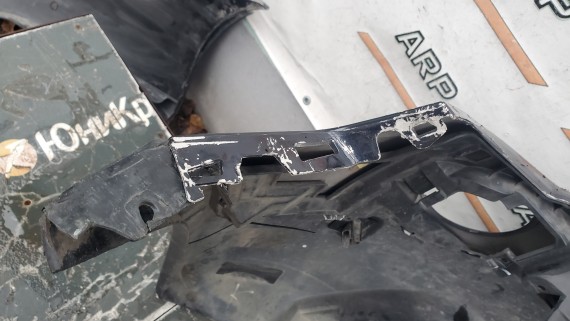 Бампер передний BMW X3 E83 2006-2010