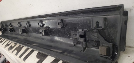 Накладка двери передняя левая Mazda CX-5 2 KF 2017–н.в.