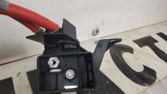 Плюсовая клемма АКБ BMW X5 E70 X3 E83 3 E46 1998-2012