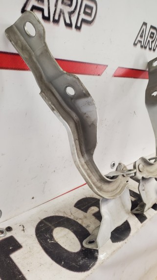 Петли капота Kia Rio 3 2011-2017