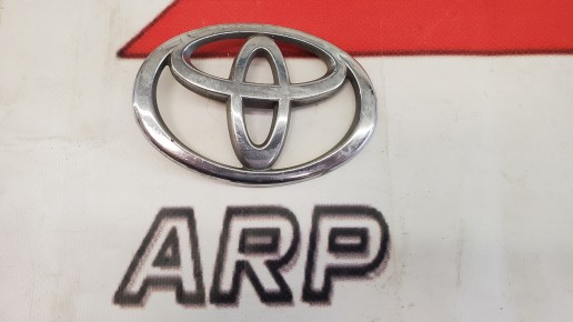 Эмблема передняя Toyota Rav4 ACA20 2000-2005