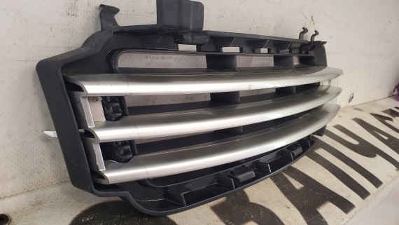 Решетка в передний бампер правая Land Rover Range Rover 4 L405 2012-2017