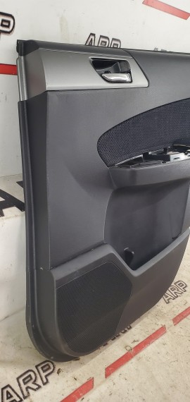Обшивка двери задняя правая Subaru Forester S12 2008-2012