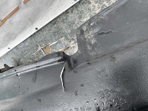 Подкрылок передний правый Toyota RAV 4 XA30 2006-2013