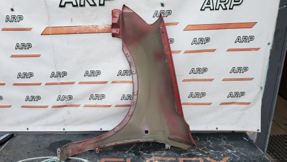Крыло переднее правое Nissan Qashqai j10 2006-2010