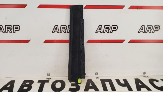 Накладка двери задней правой Audi Q3 8U 2012-2018