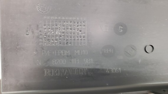 Накладки переднего бампера Renault Clio 2 Symbol 2002-2006
