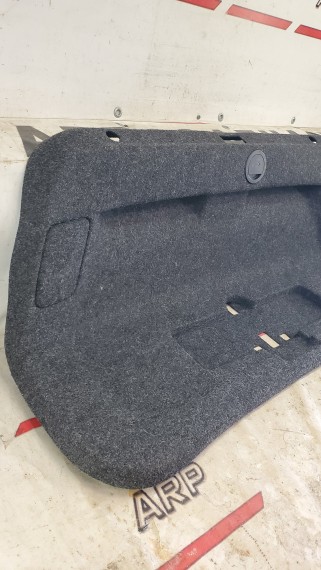 Обшивка крышки багажника Volkswagen Passat B6 2005-2010