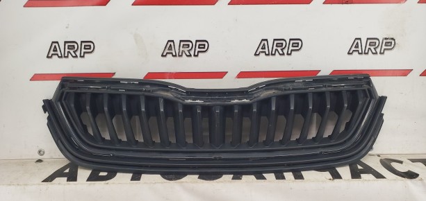 Решетка радиатора Skoda Rapid 2 2020-2024