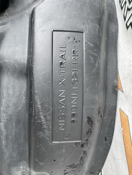 Подкрылок передний правый Nissan X-Trail T32 2013-2019