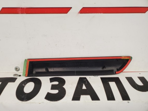 Молдинг крыла заднего правого Nissan Almera N16 2000-2006