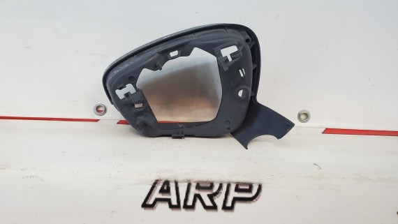 Корпус зеркала правого Citroen C5 2008-2017
