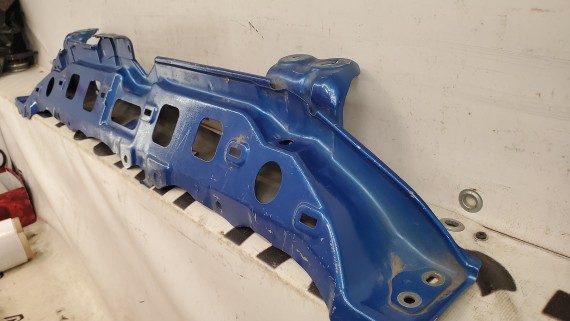 Передняя панель верхняя часть Toyota Yaris 2 2005-2012