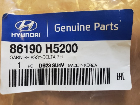 Заглушка правая перед зеркалом Hyundai Solaris 2017-2023