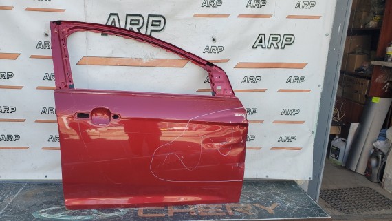 Дверь передняя правая Ford Focus 3 2011-2014