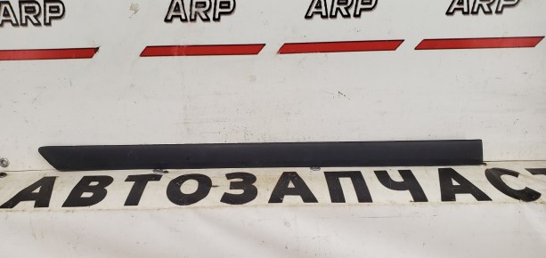 Молдинг передней левой двери Opel Combo C 2001-2011