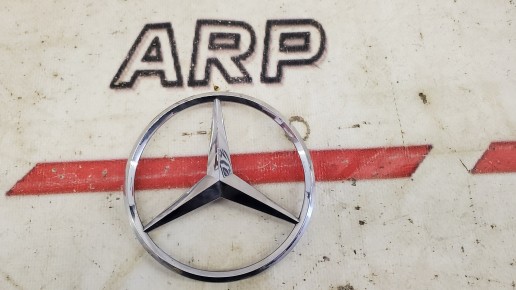 Эмблема задняя Mercedes-Benz M-Class W164 2005-2008