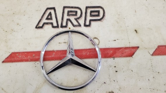 Эмблема задняя Mercedes-Benz M-Class W164 2005-2008