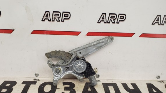 Стеклоподъемник задний левый Suzuki SX4 2013–2022