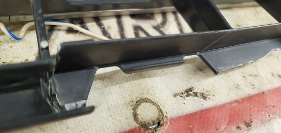 Решетка радиатора Mitsubishi Pajero 4 2006-2022