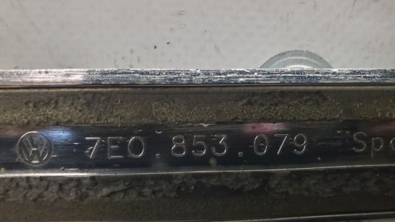 Молдинг двери багажника Volkswagen Transporter T6 2009-2016