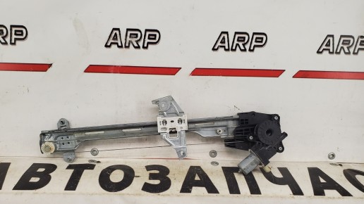 Стеклоподъемник передний левый Suzuki Grand Vitara 2 2005-2015