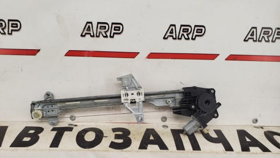 Стеклоподъемник передний левый Suzuki Grand Vitara 2 2005-2015