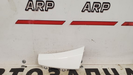 Накладка переднего бампера правая Mercedes-Benz W205 C-Class AMG 2018-2023