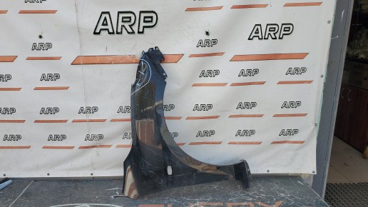 Крыло переднее правое Mazda 3 BL 2008-2013