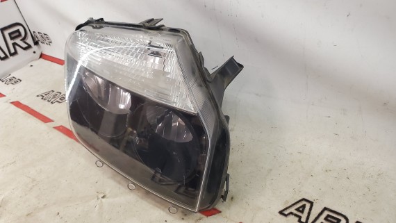 Фара правая Renault Duster 1 2010-2015