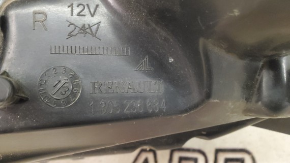 Фара правая Renault Duster 1 2010-2015