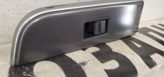 Кнопка стеклоподъемника задняя левая Toyota Camry XV50 2011-2018 