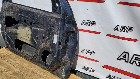 Дверь передняя левая Opel Combo 2001-2011