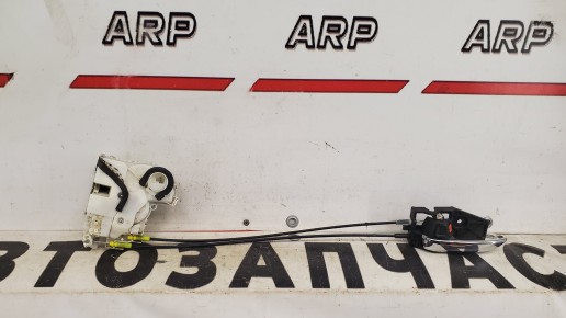 Замок двери задней левой Suzuki Vitara 2 2015-2019