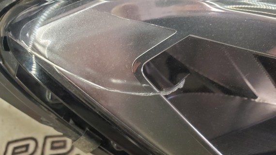 Фара правая Volkswagen Polo 6 2020-2023