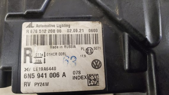 Фара правая Volkswagen Polo 6 2020-2023