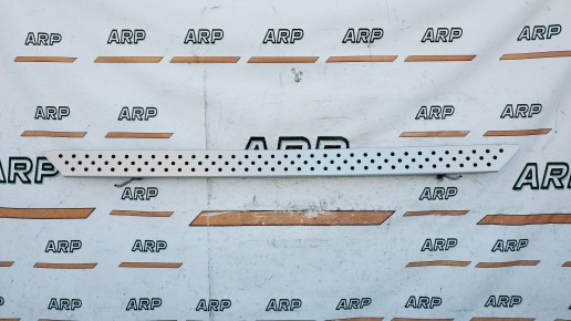 Накладка порога правая BMW X5 E70 2006-2012