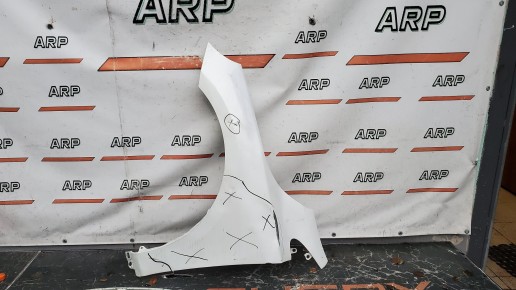 Крыло переднее левое Volvo V40 2 2012-2019, Volvo V40 Cross Country 2012-2019