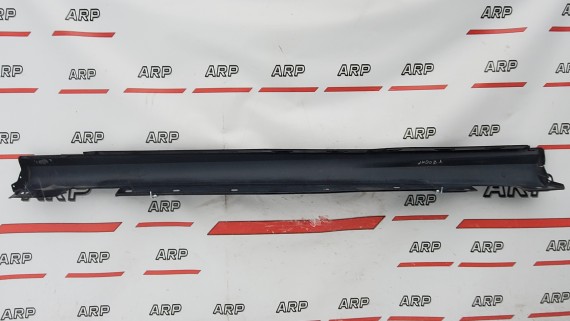 Накладка порога правая Mercedes C-Class W204 AMG 2007-2011